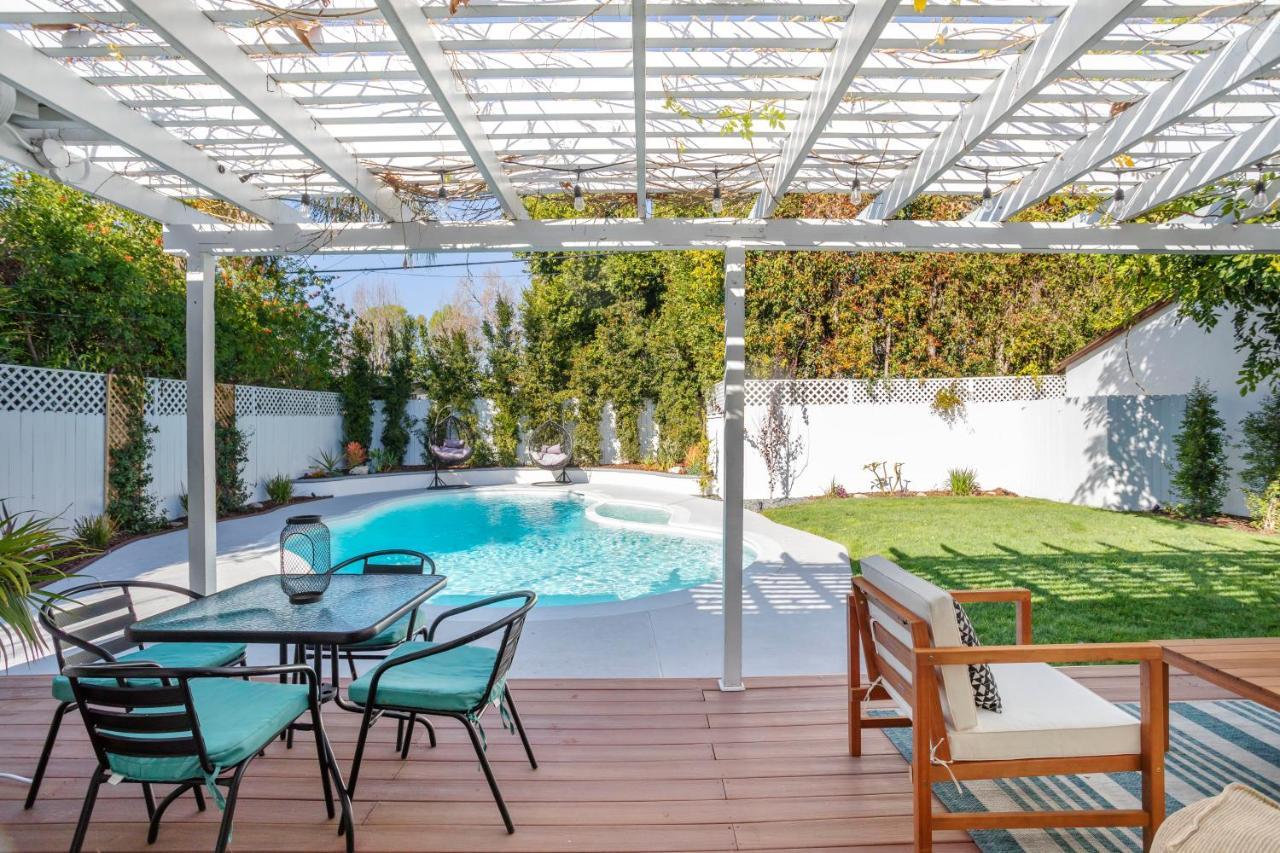Enchanting Sherman Oaks Home With Pool Permit #Hsr Two One Zero Zero 2605 Los Angeles Exterior foto