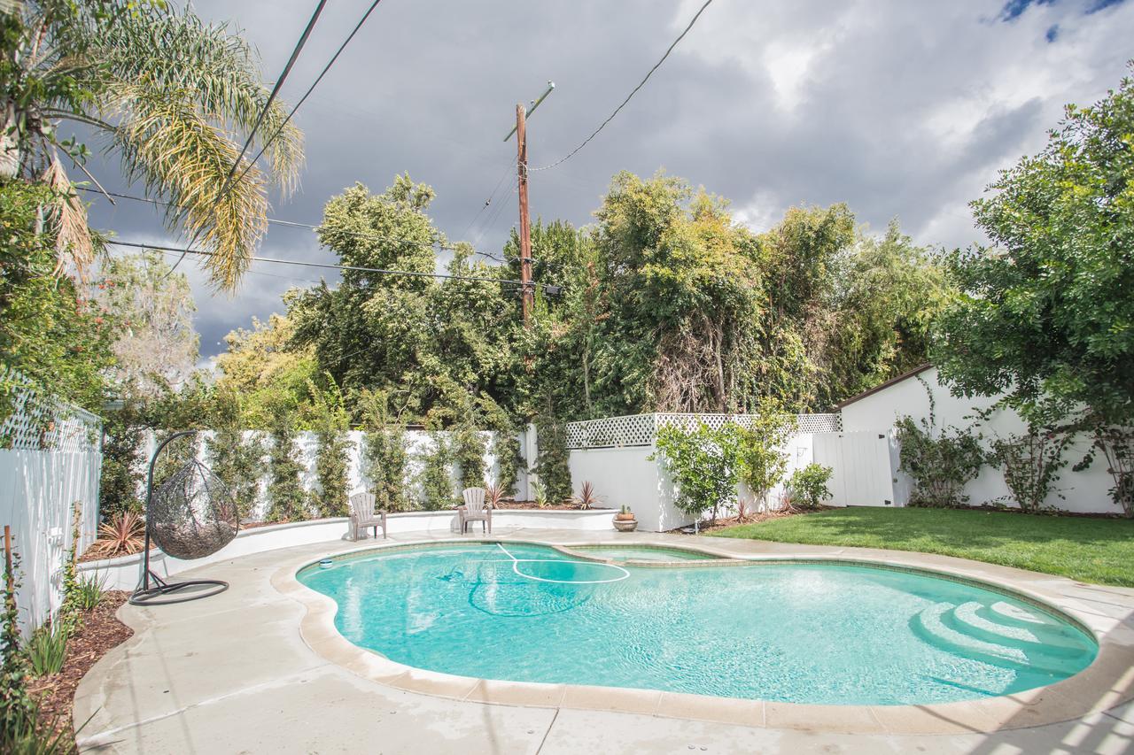 Enchanting Sherman Oaks Home With Pool Permit #Hsr Two One Zero Zero 2605 Los Angeles Exterior foto